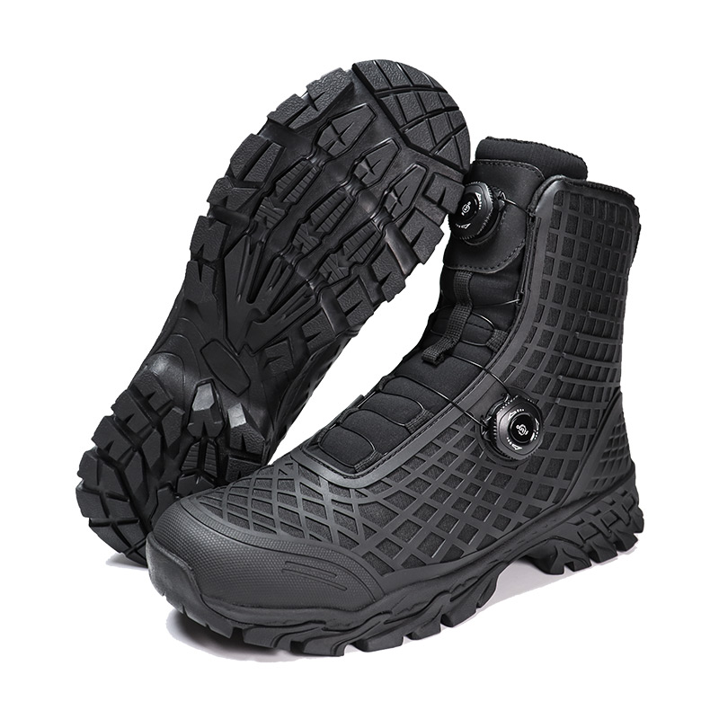 이중 체결 시스템 전투화